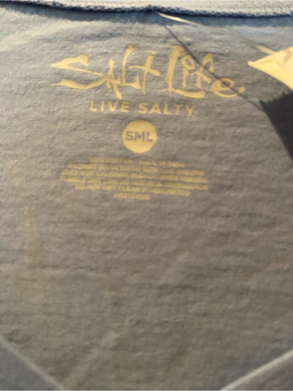 Salt Life Women’s Carolina Blue Live Salty PineappleLong Sleeve Shirt NWT Size S - Picture 5 of 6